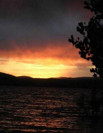 A gorgeous sunset at Lake Lahontan, Nevada this su - A gorgeous sunset at Lake Lahontan, Nevada this summer