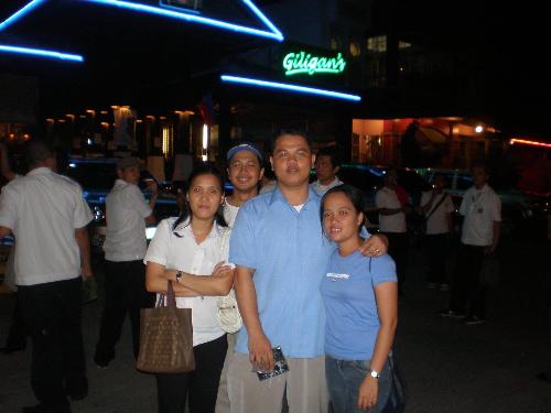 frends - this is my good frend Joey together with his wife arlyn :)