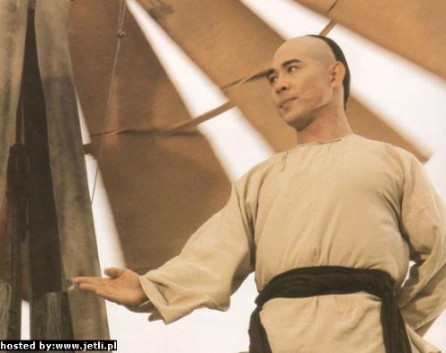 wong fei hung - jet li plays the legendary wong fei hung