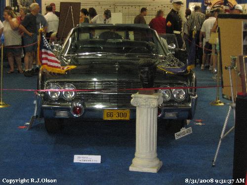 Kennedys Limo - A replica used in 3 movies about kennedy and family