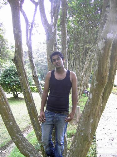 Its me - A really enjoying picnic with my all brothers and they take my single photo..........