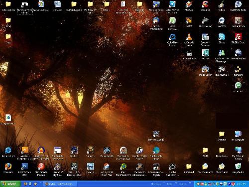 my desktop - this is a picture of my desktop, how does yours look like?