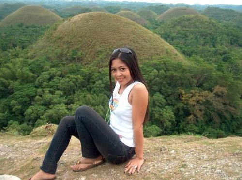 two wonderful creation of God - This was taken in Tagbilaran, Bohol. It was the most great time i ever had. Can you believe that? For it was my first time to travel just looking for a nice and beautiful view of Bohol and heard of their history and how their place progress much compared to the past years.