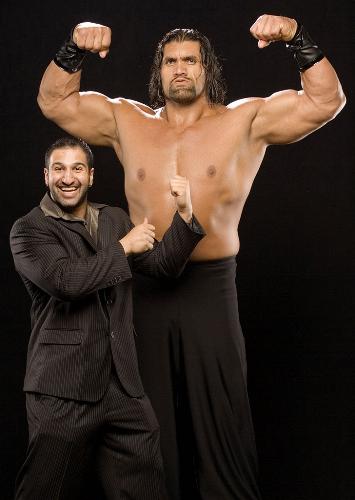 wwe - See how tall he is!!!!