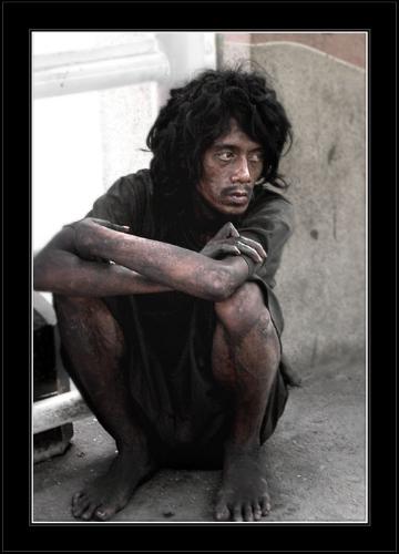 taong grasa - poverty