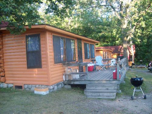 Cabin by Woman Lake in Northern Minnesota - Our little cabin next to the lake.