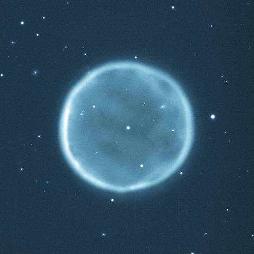 Abell 39 - Abell 39 is planetary nebula of around 4000 galaxy clusters.