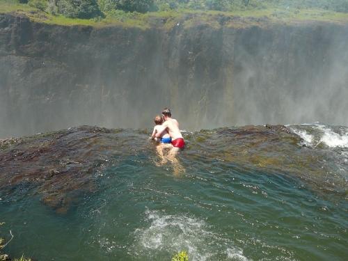 Devil's Swimming Pool - In Zimbabwe, Africa, you will find the magnificent Victoria Falls, at a height of 128m.The location is known as the'Devil's Swimming Pool'. Would you dare?