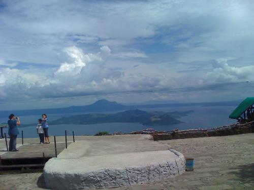 The scenic view of Taal LAke - I think every one who see this will get well soon.