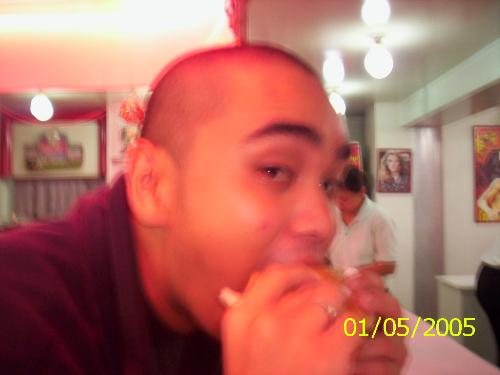 Burger at 50's Diner - The Baguio heydays with my brother at '50's Diner' located at Abanao Square, now located near 'Chill Out' bar. I remember the servers here at this establishment still uses roller skates in serving the customer. Burgers are affordable too.