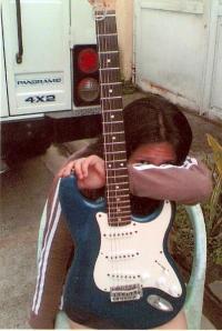 blue guitar - music rules...
without music life will be nothing.. blue guitar - music rules...
without music life will be nothing..