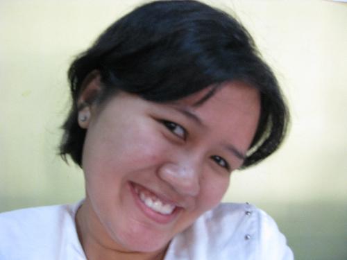 Its me - I am just an ordinary girl and like to discuss