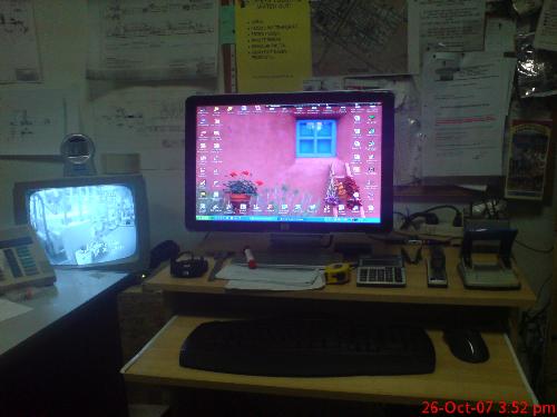hp lcd monitor - hp lcd monitor + logitech wireless kb & mouse