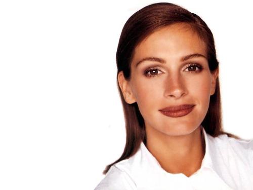 Julia Roberts - Julia Roberts is hot as hell.