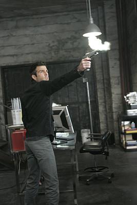 Sylar (Zachary Quinto) - Sylar (Zachary Quinto), an expert watch repairman who can see how things and people work, with has the ability to steal the powers of others; he often does so by literally opening up their heads and directly accessing their brains. Craving the assimilation of new abilities, Sylar spends all of the first season seeking out the others and absorbing several powers.