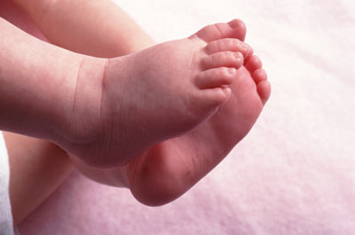 Feet... - Feet... Feet... - Feet...