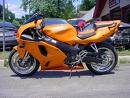The motorcycle of my dreams. - This is the bike i'm particularly looking for, it's a Kawasaki ZX7R.