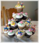 Yummy! Cupcakes - Delicious cupcakes tree. A fabulous and yummy cupcake tree presentation.