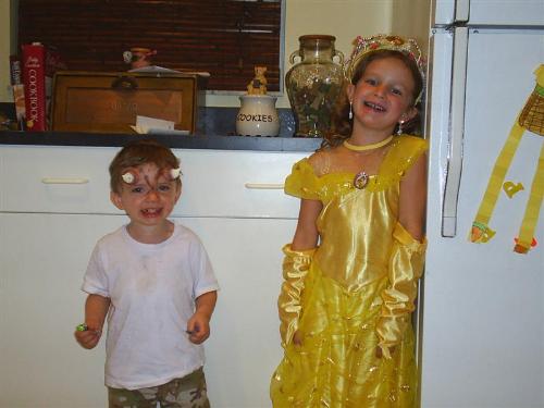 kids on halloween  - My great niece and nephew last Halloween