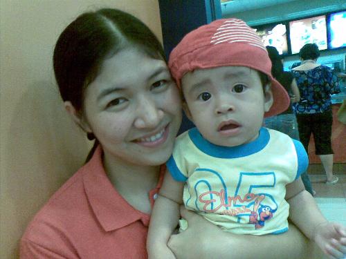 Me and my baby andrei - hi everyone im jeleen from Philippines. Im 25 years of age, i have 9 months old son..