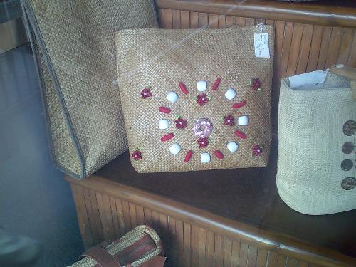shopping - a beautiful native bag