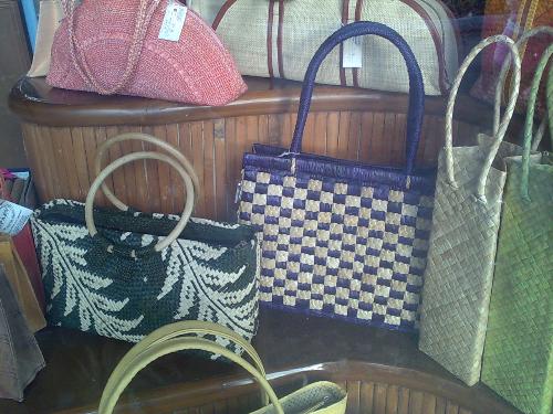 shopping - a beautiful native bag