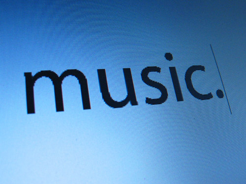 music screen - listing to music can soothe you