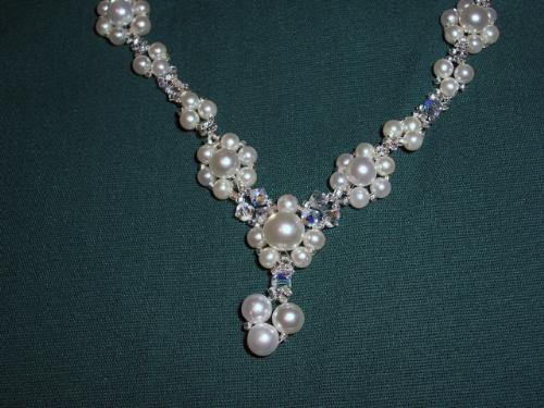 Bridal Necklace for My Sister - This is the necklace I made for my youngest sister's wedding. I also made earrings and a bracelet to match. I was quite happy with the fact that the pattern matched the white eyelet dress she wore.