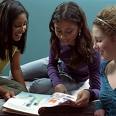 read - Three women reading a magazine