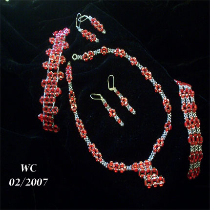 Hand woven jewelry set - This is one of my favorite sets, to date. The design is different, and even though none of the pieces are matchy matchy, they all have the same design elements in them. Options are always good when matching jewelry.
