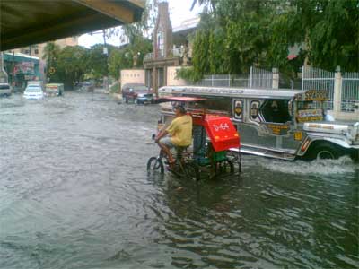 flood in manila - flooding