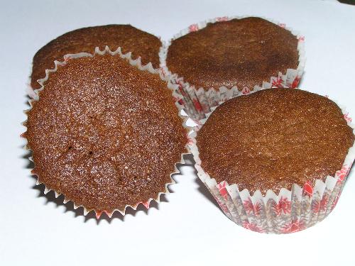 Chocolate Cheese CupCakes. - Very delicious chocolate cheese cupcakes. For those who like the cheese mix with chocolate, is a must try cupcakes. The taste of cheese with chocolate is perfect!