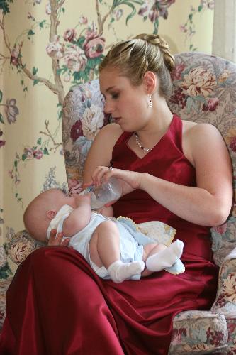 Looking Good - Trying to Look my best after birthing a gigantic baby... And hey I still clean up nicely Looking Good - Trying to Look my best after birthing a gigantic baby... And hey I still clean up nicely