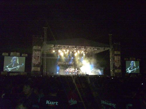 Show is over. - The show is over with the Megadeth.