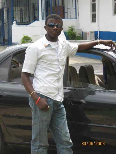 That's me - I am Ransome looking forward to meet real friends and make real money