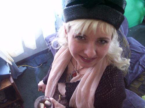 spygrrl007 - spygrrl007. This is a thin pic of me... hehe... got 30 pounds of icky divorce weight to get rid of.