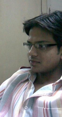 Shashank agarwal...ya its meeeee - Me in deep thinking mood...thinking..something that pleases me..