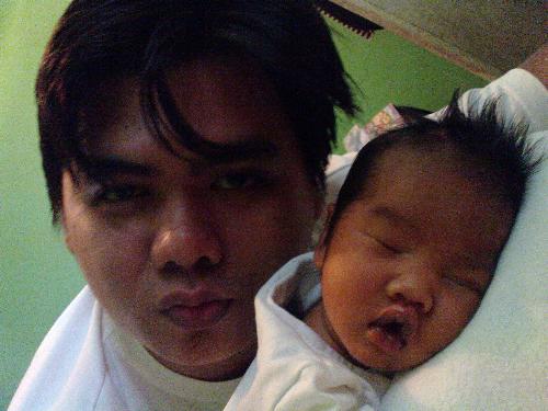 first pic with papa - first picture with her dad