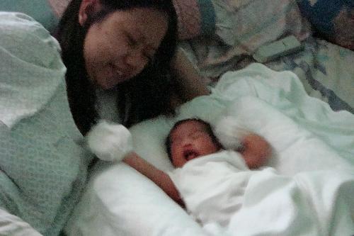 first pic with mama - our first picture together
