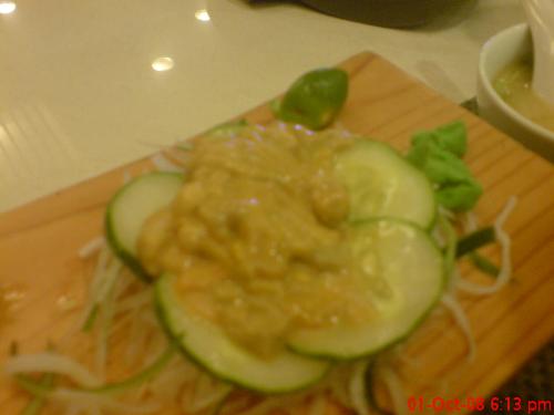 my newest craving! uni sashimi! - i am so disappointed why is it that i have only appreciated eating these days ago!!!