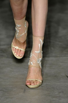 Socks with sandals - the newest trend according to - Socks with sandals - the newest trend according to British Vogue