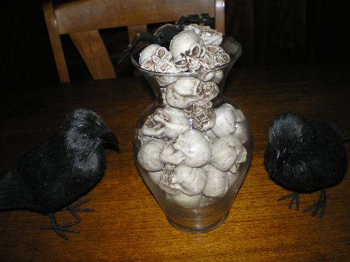 Table Centrepiece - My Hallowe&#039;en dining room table centrepiece