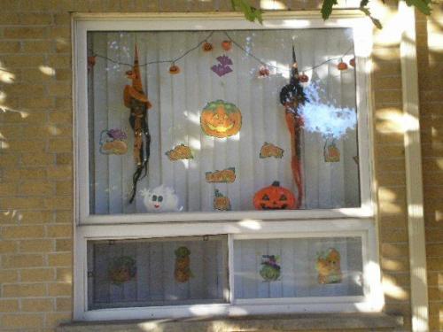 Hallowe'en Window - hallowe'en window decorations