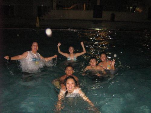 swimmming - swimminggggggggggggggggggg