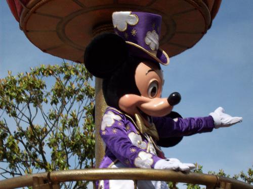 Micky Mouse - This pictures was taken when all the disney characters where marching along with Micky Mouse in Euro Disney 2008.