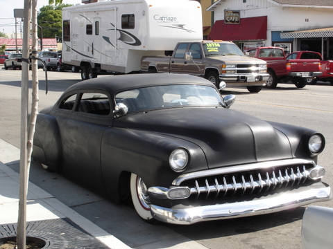 Sweet Sled - Great shot of a perfect custom cruiser