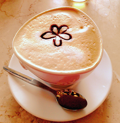 coffee lover - I am a coffeeholic.... love the smell, love the taste, love the perkiness!!!!!!!!!
