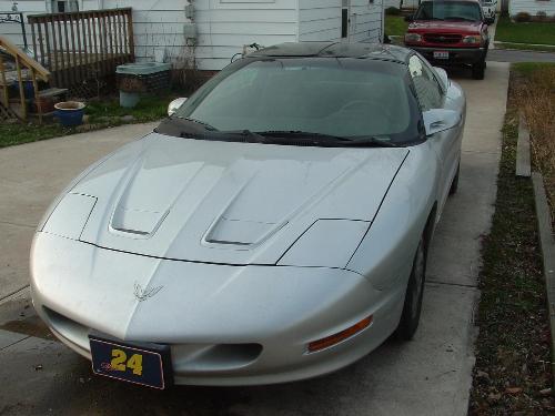 Pontiac Firebird - This is a 1995 Pontiac Firebird. This was the final Pontiac F body style released by GM.