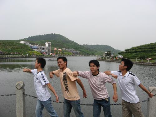 Look! What were they dong? - together~~