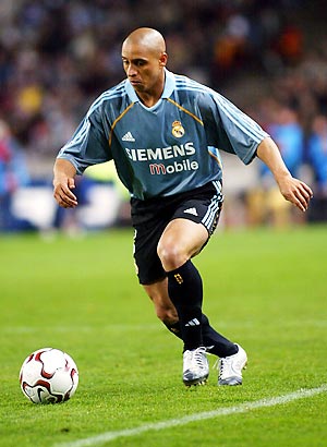 roberto carlos - If you look on YouTube or some other video website for the best soccer goals of the 20th century, I'm pretty sure you'll find two Roberto Carlos goals that are undoubtedly deemed masterpieces in all compilations.  The first one, a 35 meter free kick that went flying with a physics-defying curve to hit the post and go in the goal was voted the Free Kick of the Century and another famous goal of his, a volley taken from the corner flag that went straight in the back of the net, are bound to make you rub your eyes a couple of times when you see them for the first time.